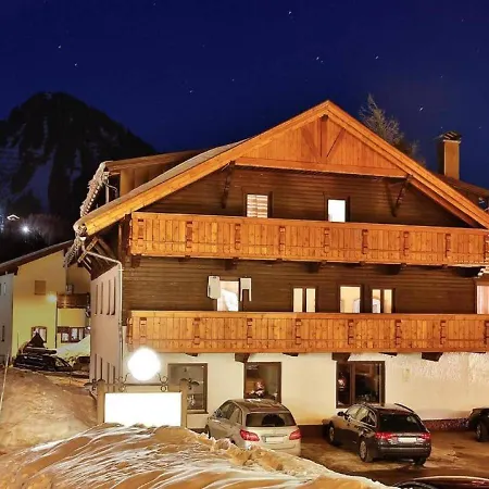 Gaestehaus Zugspitzblick 3* Berwang