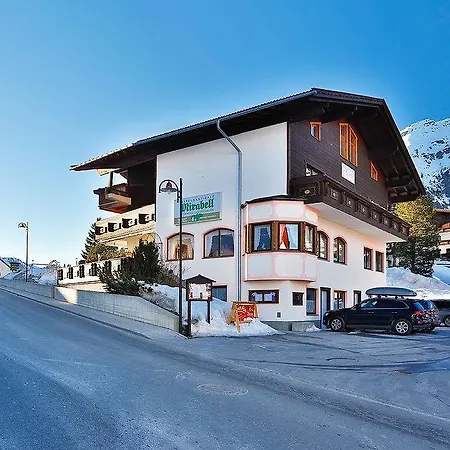 Gaestehaus Zugspitzblick Maison d'hôtes Berwang