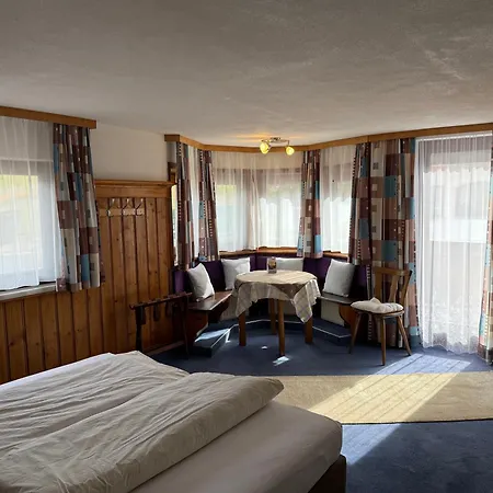 Gaestehaus Zugspitzblick 3* Berwang