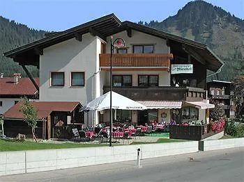Affittacamere Gaestehaus Zugspitzblick 3*