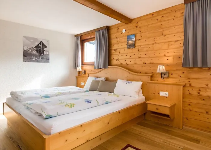 Gaestehaus Zugspitzblick Πανσιόν 3*