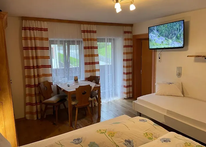 Gaestehaus Zugspitzblick 3*