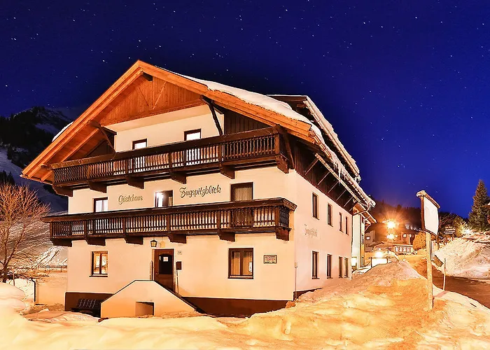 招待所 楚格峰美景酒店